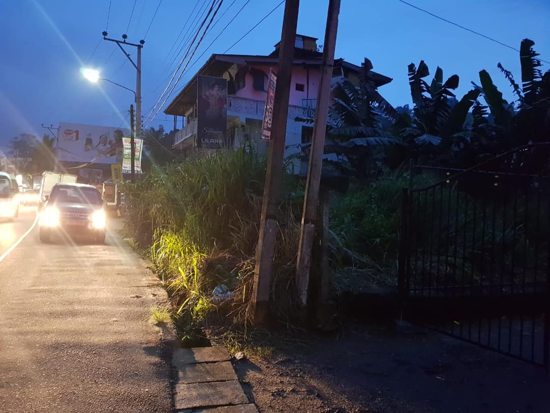Land in Kandy